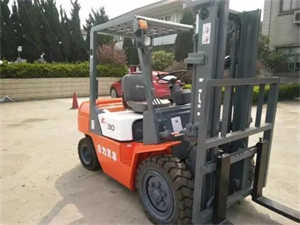 叉車證報考費用是多少？有什么報考要求？