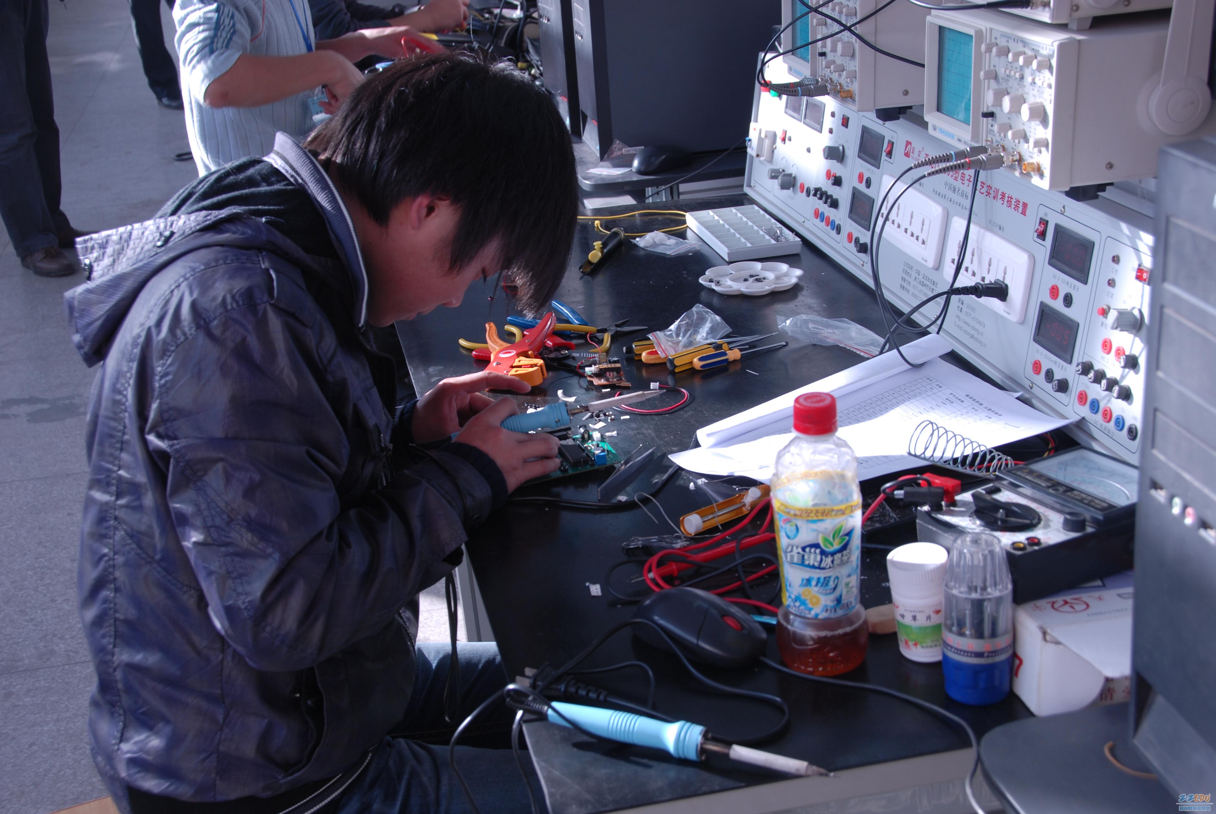 龍巖各地報考電工怎么考報名