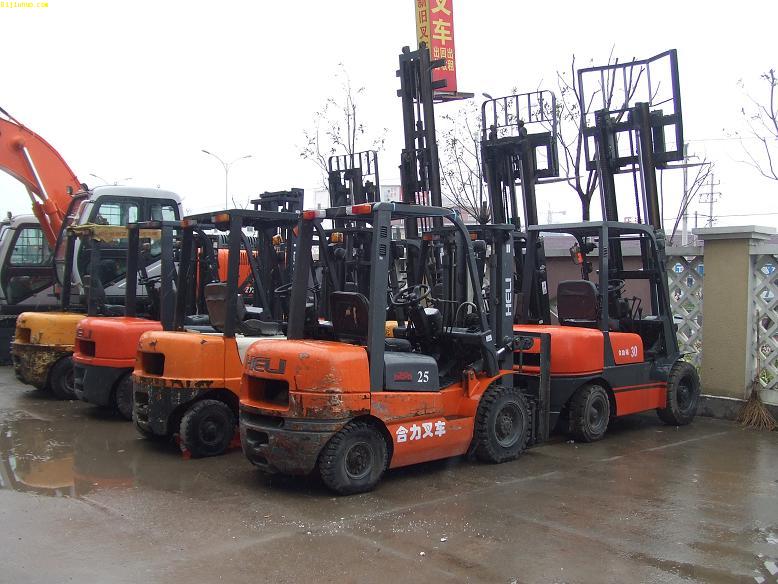 叉車(chē)請(qǐng)問(wèn)報(bào)考有什么標(biāo)準(zhǔn)